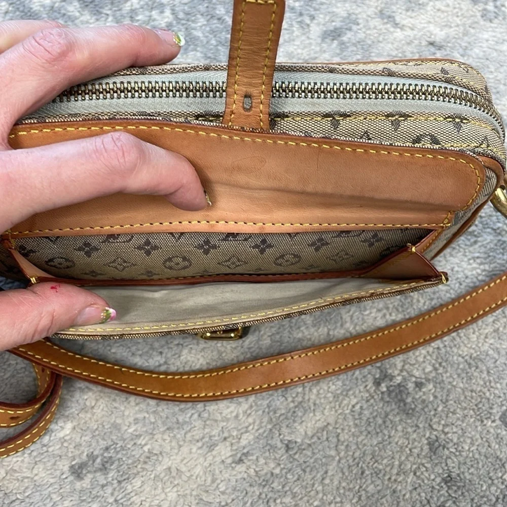 Louis Vuitton Monogram Mini Lin Juliette MM Denim Crossbody Bag - Picture 11 of 17